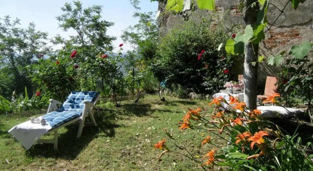 Коттедж House with Stunning Views