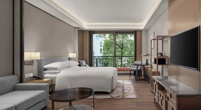 Апартаменты Dongguan Marriott Hotel
