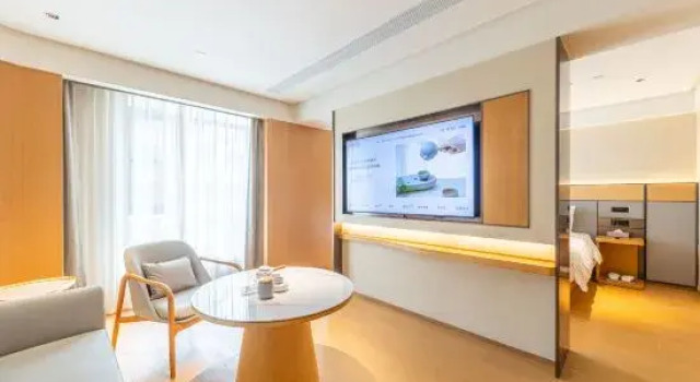 Люкс JI Hotel (Sanya Dadonghai Yuya Road)