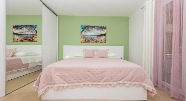 Apartments Villa Vujcic, Забронировать Апартаменты/квартира Апартаменты Макарска, рядом с Набережная Рива (Макарска), Апартаменты/квартира