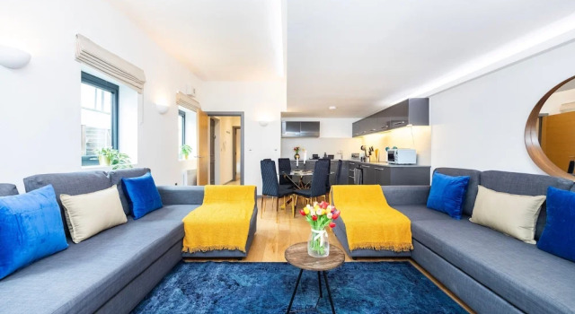 Апартаменты 2 Bed 2 Bath Deluxe Flat in Kensington