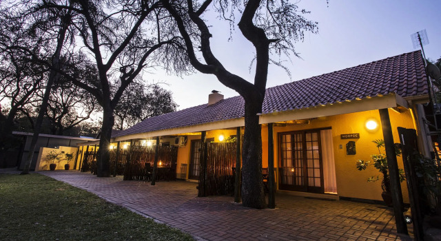 Sunbird Lodge, Book Pension Hoteller i Phalaborwa med morgenmad, Morgenmad