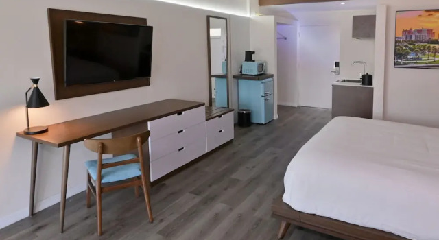 Двухместный номер Premium с балконом и с красивым видом из окна Golden Host Resort - Sarasota