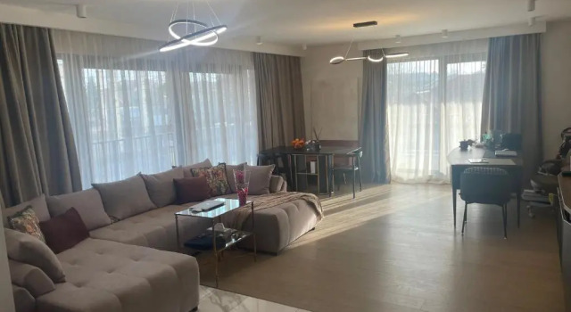 Office at home, Rezerwuj Hotel Hotele w Ilfov z parkingiem, Parking