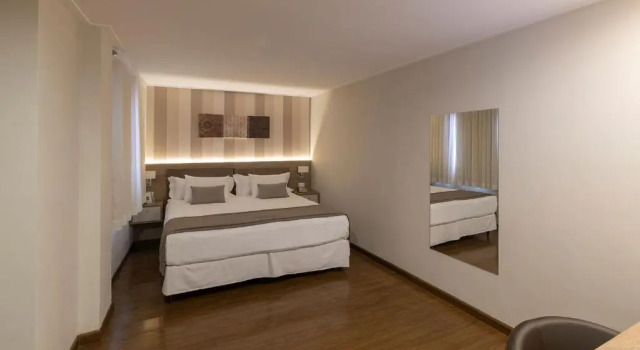 Двухместный люкс Deluxe Tryp by Wyndham Varginha Cafe Royal