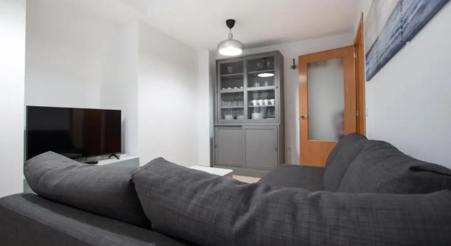 Esguil, apartamento con piscina, a 3 km de la playa, Varaa Huoneisto Llanes 
