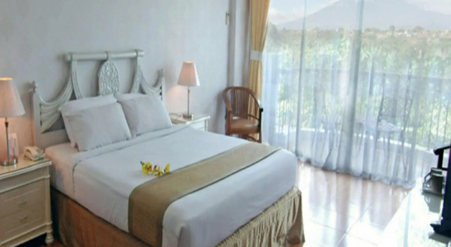 Braja Mustika Hotel Bogor, Réserver Hôtel Hôtels à Bogor Selatan avec piscine, Piscine