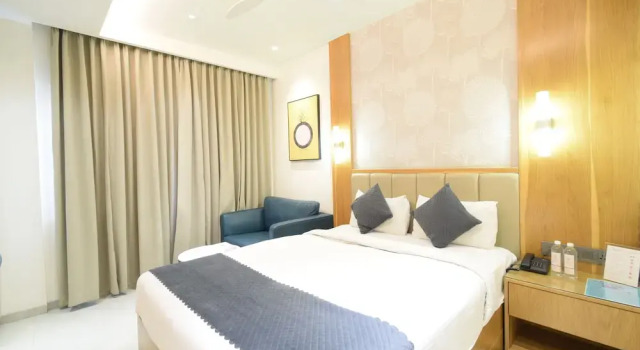 Студия Classic Hotel TAAR TANGERINE Gachibowli
