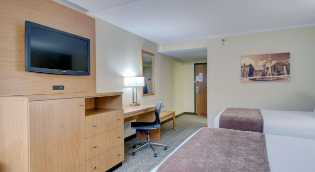 Best Western Royal Plaza Hotel and Trade Center, Buchen Sie Hotel Hotels in New England mit Frühstück, Frühstück