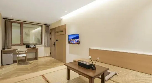 Кровать в общем номере Xueyun Jian · Yiyun Elysian · Snow View Resort Hotel (China's Snow Town Xueyun Street)
