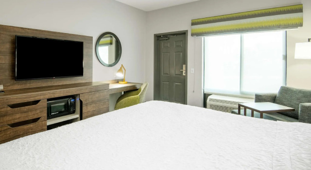 Четырёхместный номер Standard Hampton Inn & Suites Las Vegas-Henderson