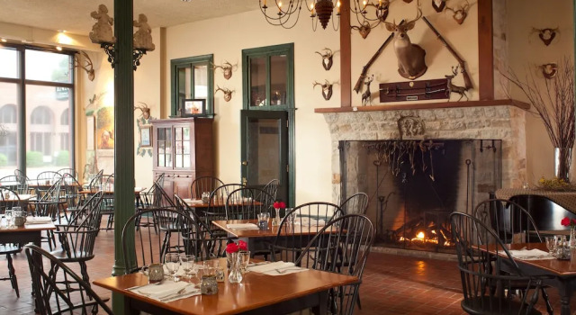 Четырёхместный коттедж Classic Inn at Hermannhof