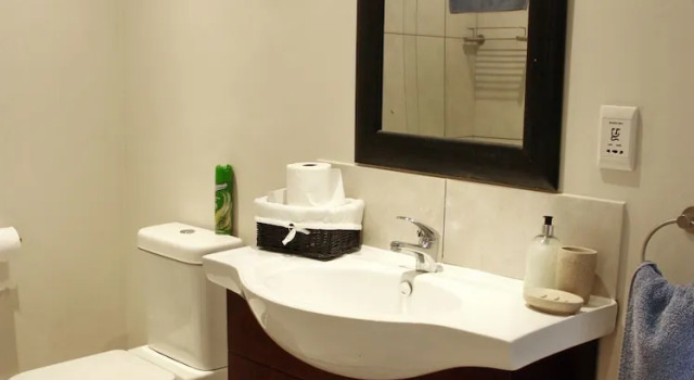 Семейный коттедж с 3 комнатами с красивым видом из окна High Season Farm Luxury Cottages