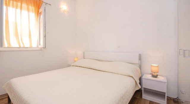 Stunning Home in Blizna Donja With Wifi and 4 Bedrooms, Varaa Hotelli Blizna Split-Dalmatia
