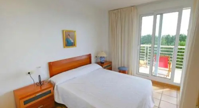 Golf Panoramica apartamento con piscinas , pistas de padel y tenis, Забронировать Апартаменты/квартира Отели Сан-Жорди с парковкой, Парковка