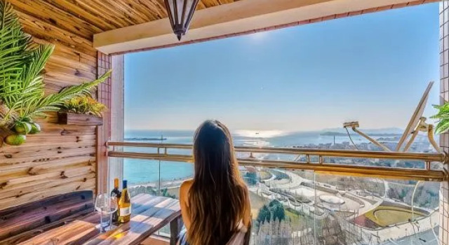 Jinhua house Sea View B & B (Qingdao May 4th Square store)