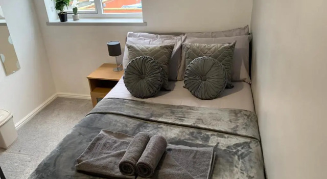 Wharncliffe House - Workstays Company UK