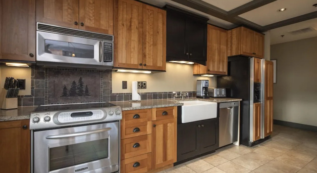 Люкс Tamarack Lodge