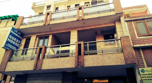 Hotel A R Residency, Забронировать Отель Отели Нью-Дели с парковкой, Парковка