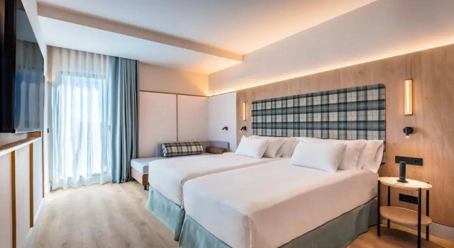 Двухместный номер Deluxe Barcelo Valladolid