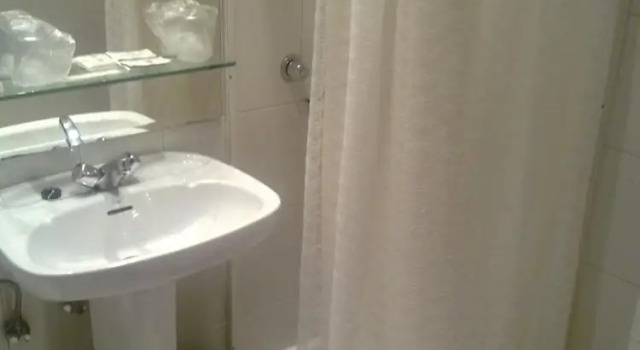 Трёхместный номер Standard Moon Hostel Bio