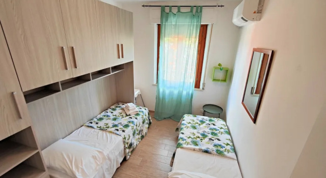 Апартаменты Superior с 2 комнатами с балконом и с частичным видом на море Sea view and ground floor Apartments le Dune