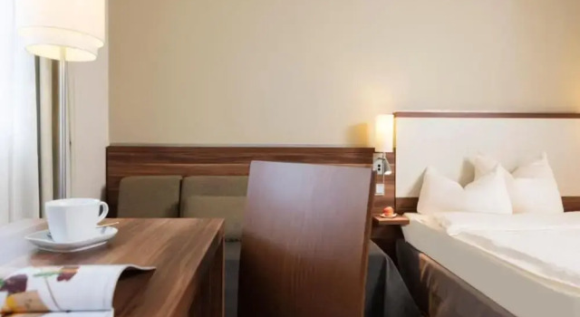 Номер Deluxe Sunday Hotel Saarbrücken Süd