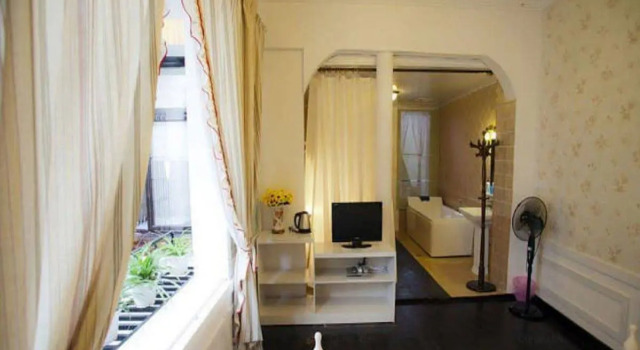 Fenghuang Qingke Yaju Hotel, Забронировать Отель Фэнхуан Хунань