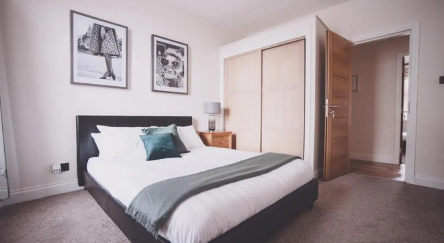 Apartment 3 Bedroom, Забронировать Апартаменты/квартира Отели Абердина с парковкой, рядом с St Mary's Cathedral, Парковка