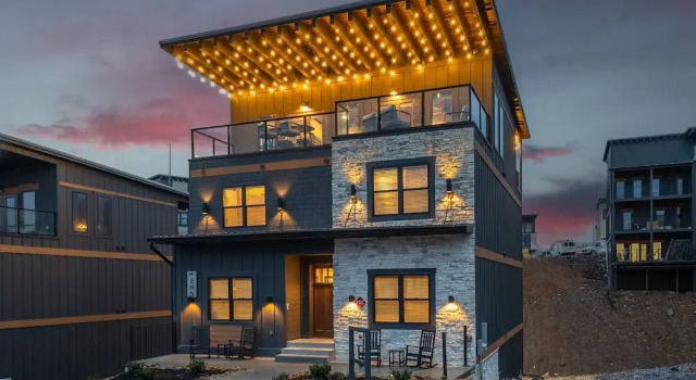 Номер Executive Smith Creek Resort - Exclusive Waterpark Included