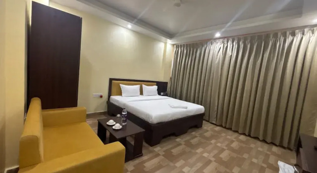 Номер Luxury Hotel Shantam Regency