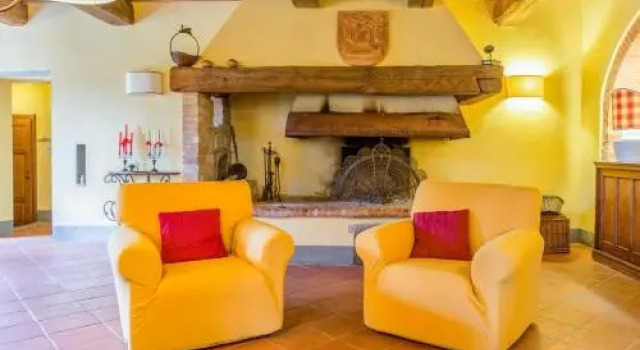 Montefalconi, Book Villa Sommerhuse i Peccioli, Hytte