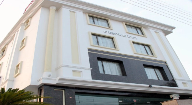Люкс Deluxe The Marque by Luxus Hotels