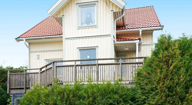 2 Person Holiday Home in Bullaren, Book Hotel  