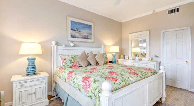 Ocean Park - 3 Br Condo