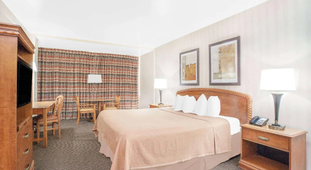 Двухместный номер Standard Howard Johnson by Wyndham Atlantic City