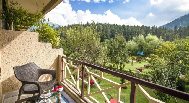 Двухместный номер Presidential с красивым видом из окна Snow Valley Resorts & Spa Manali