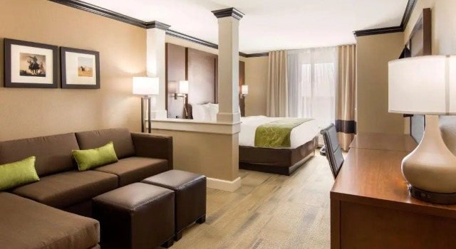 Suite Comfort Suites