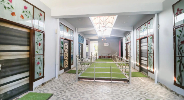 OYO 70053 Ardhya Home Stay, Varaa Hotelli Dehradun Uttarakhand