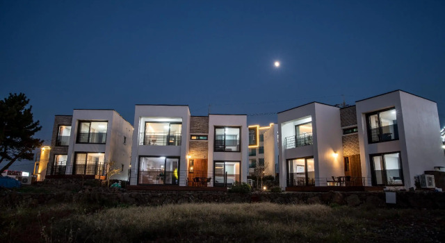 Люкс с 2 комнатами с видом на океан Aewol Bada Town House
