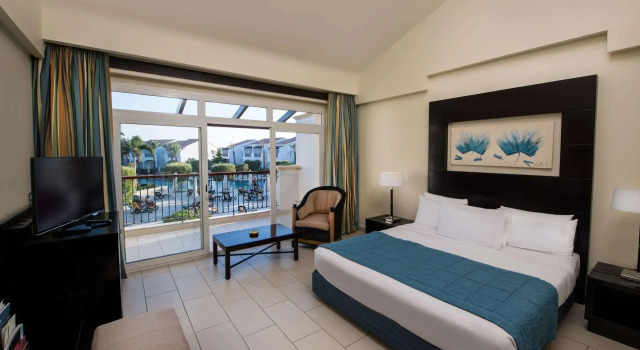 Отель Reef Oasis Blue Bay Resort Families & Couples Only