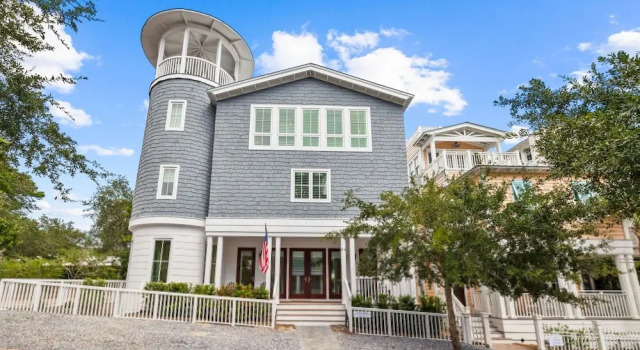 Newly Designed Custom Seaside Home with 6 Bedrooms + Next to Adult Pool/Fitness Center 6 Home by RedAwning