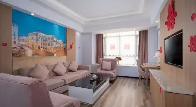Люкс Gao'an Yiman International Hotel (Gao'an Avenue Huading Central City)