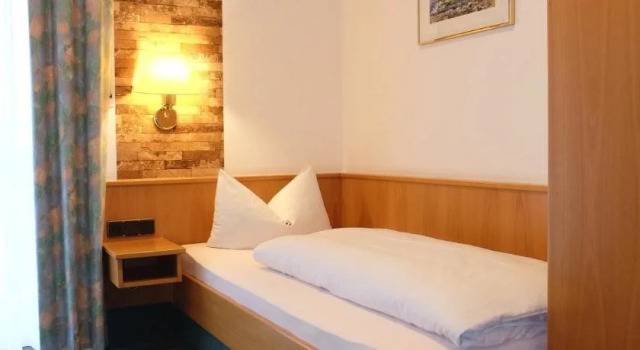 Gästehaus Biedermann, Rezervați Hotel Kinding Altmühltal
