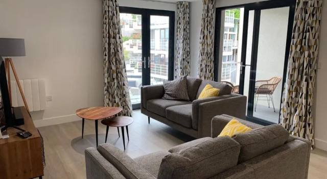 8 Middlecombe - Luxury Apartment at Byron Woolacombe, only 4 minute walk to Woolacombe Beach!, Book Lejlighed Hoteller i Woolacombe med pool, nær Combesgate Beach, Swimmingpool