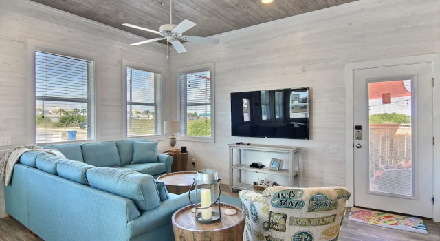 The Beach Buoy 4 Bedrooms 4.5 Bathrooms Home