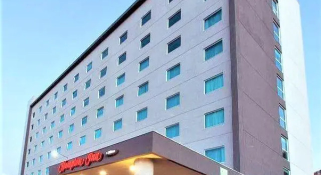 Кровать в общем номере Hampton Inn by Hilton Hermosillo