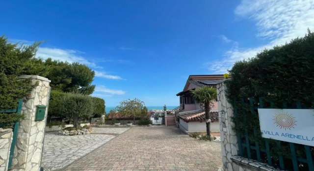 Коттедж Villa Arenella