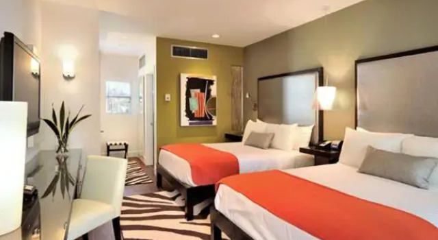 Четырёхместный номер Standard Truman Hotel