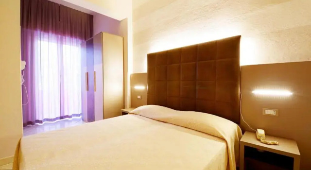 Четырёхместный номер Standard с балконом Hotel Villa Fernanda